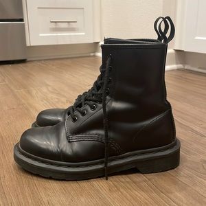 Dr. Martens 1460 Leather Boots